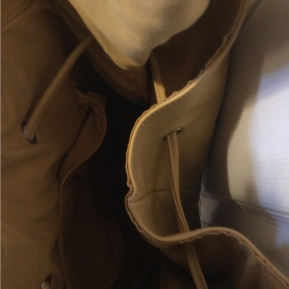 Co Lab Canary Large Hobo Bag - Picture 6 of 6